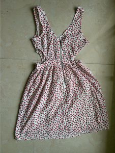 Cute Heart Print Cut-Out Dress