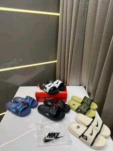 Nike flip flops