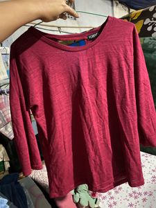 Chic Maroon V-Neck Top with Keyhole Detail