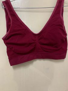 sports bra
