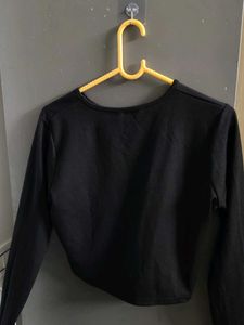 Chic Black Cut-Out Long Sleeve Top