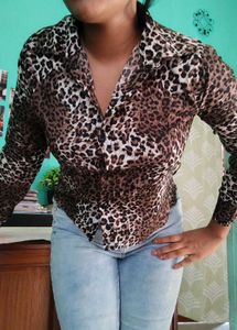 Stylish Ripped Jeans Outfit