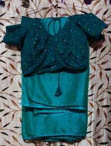 💙Saree with Stitched Blouse