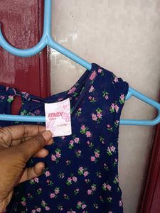 Navy Floral Sleeveless Top