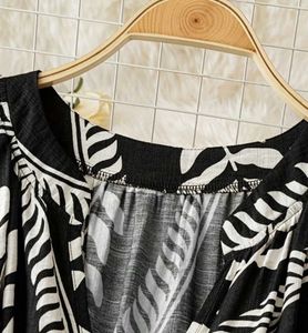 Boho Black &amp; White Leaf Print Maxi Dress
