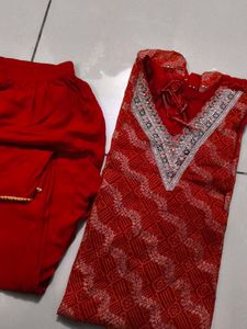 karva chauth special red suit