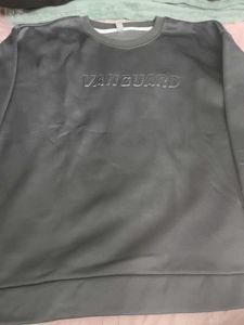 sweat shirt