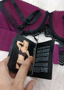Elegant Purple Lace Trim Bra