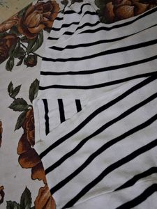 Striped V-Neck Knit Top