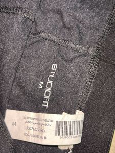 gym leggings