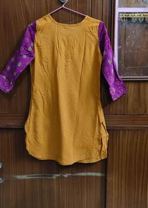 Women's Short Kurti