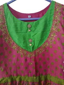 Elegant Pink &amp; Green Kurta Set