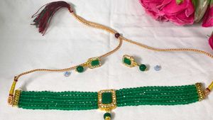 Elegant Green Beaded Choker Necklace
