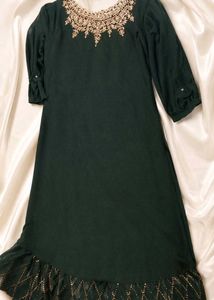 Elegant Green Embroidered Kurta