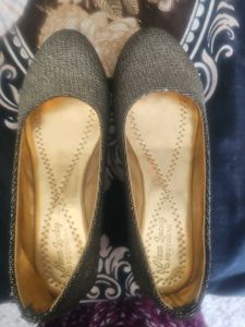 Sparkly Black Ballet Flats belly