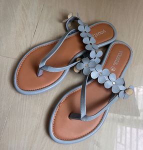 Cute Blue Floral Flip Flops Sandals