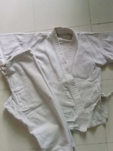 White Karate dress with L guard supporter