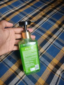 St Botanica Alove Vera Body Wash