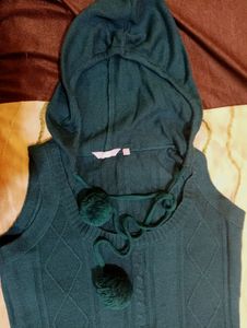 Woolen Teal Top
