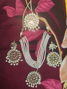 Stunning Pearl &amp; Kundan Necklace Set