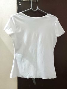 Elegant White V-Neck Top
