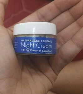 UNUSED BRAND NEW RETINOL ANTI AGING NIGHT CREAM