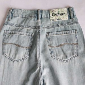 Light Wash Wide Leg Jeans 🎀