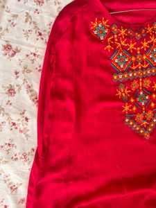 Vibrant Pink Embroidered Kurta