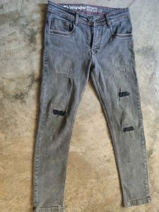 Wrangler Men's Grey Ripped Jeans