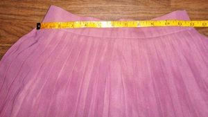 Chic Pleated Pink Mini Skirt