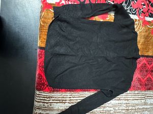 Black Woollen Girlish Top