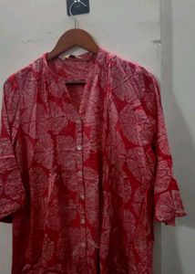 Chic Red Leaf Print short Kurta