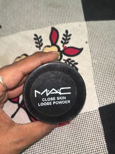 MAC Loose Powder Foundation