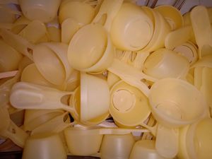 Plastic spoons Absolutely fresh &amp; new