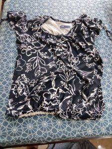 Chic Floral Print Top