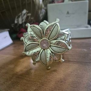 Vintage Floral Bracelet