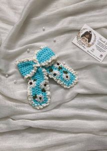Handmade Crochet Flower Hair Clips 🤍