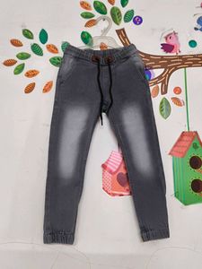 Boy's  Combo of 2 jeans 4-6years