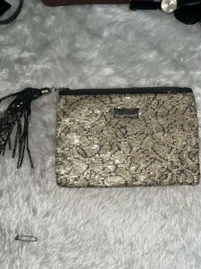 Sparkling Gold Clutch Bag⭐️