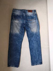 Men's Washed Blue Denim Jeans ( Roadster)