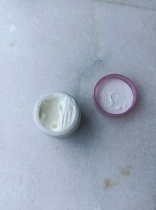Face Moisturiser Cream Jar