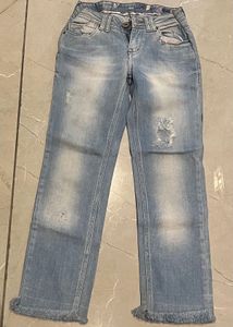 Distressed Light Wash Frayed Hem Jeans