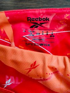 Reebok Women's Printed Capri Tights.