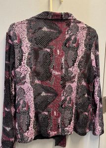 Stylish Women's Blouse with Intricate Design