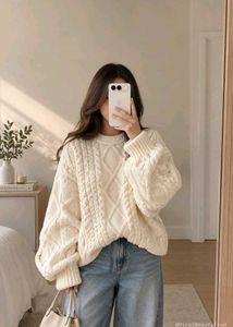 New with tag Cream Cable Knit Sweater