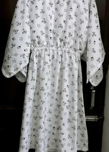 White Floral Print Kurta for girls and working wom