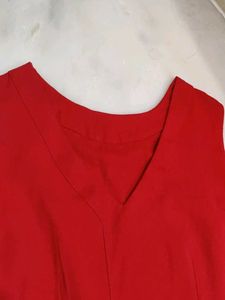 Red sleeveless dress