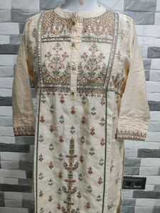 Cream Kurti