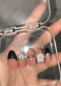 Designer Press-On Nails Set
