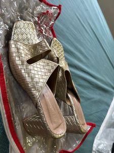 Stylish Gold Woven Block Heels